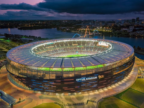 Fremantle Dockers V West Coast Eagles - AFL Round 7 - Accommodation 4U 2