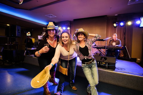 Hats Off To Country Music Festival - Accommodation 4U 0