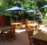 Four Iron Restaurant - Accommodation 4U