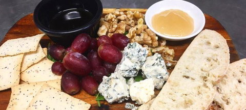 Biviano's At Windsor - Accommodation 4U 0