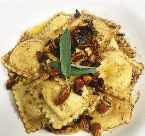 Biviano's At Windsor - Accommodation 4U 14