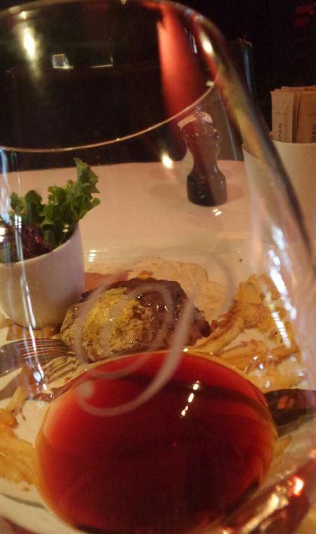 Pierre's On George - Accommodation 4U 4