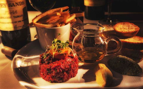 Pierre's On George - Accommodation 4U 7