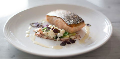 Q Dining - Accommodation 4U 5