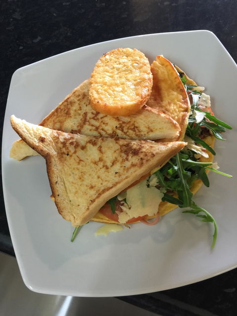 Cafe 17 - Accommodation 4U 6