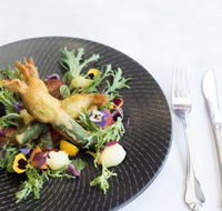 Atrium Restaurant - Accommodation 4U