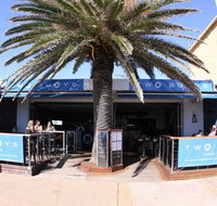 Two Buoys - Accommodation 4U