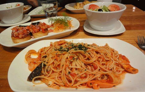 Da Ricardo's - Accommodation 4U 8