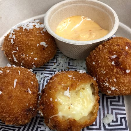 Zeus Street Greek - Accommodation 4U 0