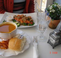 Le Beau Cafe - Accommodation 4U