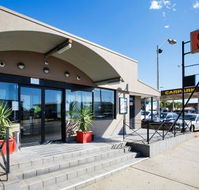 Belfield Hotel - Accommodation 4U