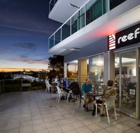Reef Bar Grill - Accommodation 4U