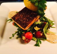 Lakeside Bar  Restaurant - Accommodation 4U