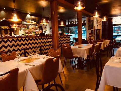 Anthony Bros & Co - Accommodation 4U 0