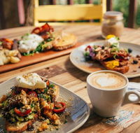 Lindsay's Cafe - Accommodation 4U