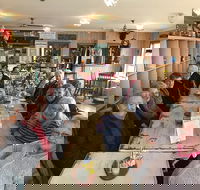 Purple People Feeder Cafe - Accommodation 4U