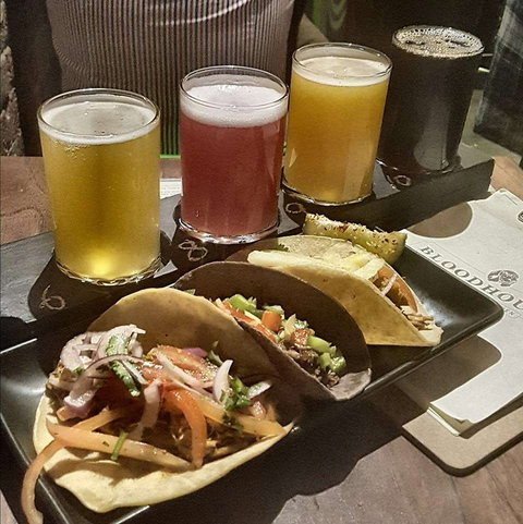 Bloodhound Corner Bar And Kitchen - Accommodation 4U 0