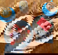 Cafe n Addictions - Accommodation 4U