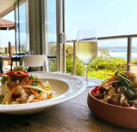 Reef Bar And Grill - Accommodation 4U 1
