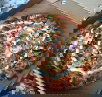 Trono Pizza - Accommodation 4U