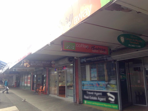 V & B Coffee And Bakery Take Away - Accommodation 4U 0