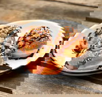 Easeys  Two Wrongs - Accommodation 4U