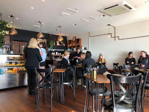 The Rogue & Rascal - Accommodation 4U 0