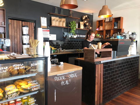 The Rogue & Rascal - Accommodation 4U 1