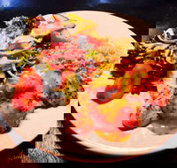 Caf Lucio - Accommodation 4U