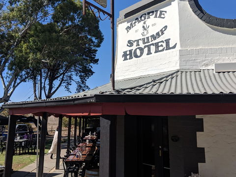 Magpie And Stump Hotel - Accommodation 4U 0