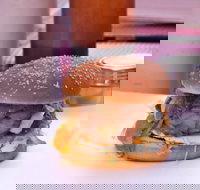 Paul's Famous Hamburgers - Sylvania - Accommodation 4U