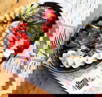 Crimson Bear - Accommodation 4U