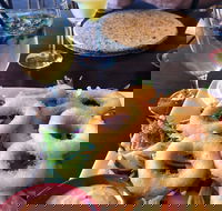 Viva Zapatas - Accommodation 4U