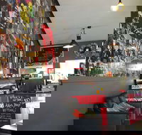 Off the Track Gourmet Caf - Accommodation 4U