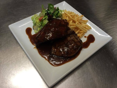 Isabelle’s Wood Fired Oven Pizzeria - Accommodation 4U 0