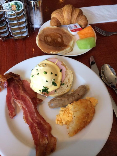 Clarendon Street Grill - Crowne Plaza Hotel - Accommodation 4U 0