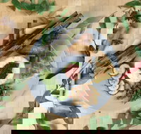 Nasi Society - Accommodation 4U