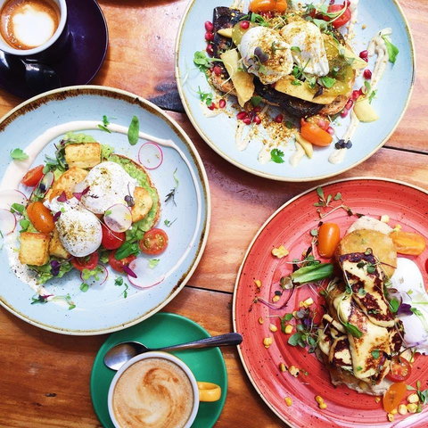 Einstein's 251 - Accommodation 4U 0