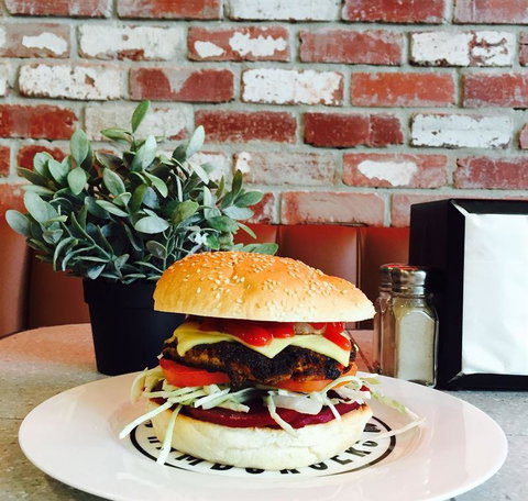 Haveli Indian Cuisine - Accommodation 4U 10