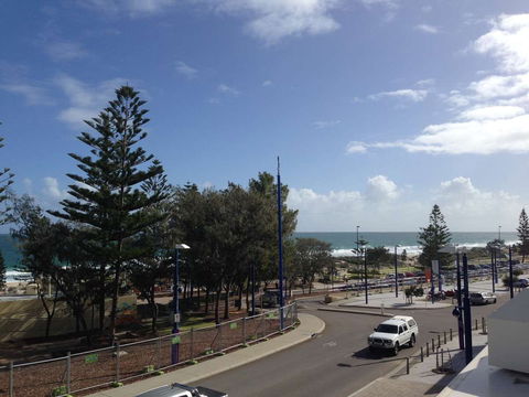 Dome - Scarborough - Accommodation 4U 0