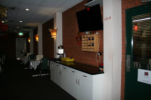 Dragon Phoenix Restaurant - Accommodation 4U 1