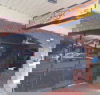 Pizza O'Clock - Accommodation 4U