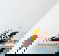 Sideshow Burgers - Accommodation 4U