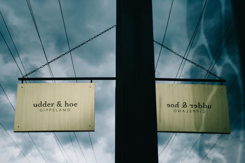 Udder & Hoe - Accommodation 4U 0
