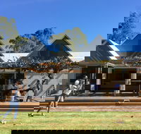 Whistle Post Cellar Door - Accommodation 4U