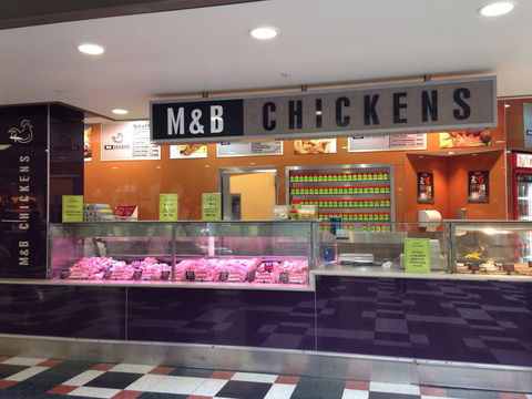 M&B Chickens - Accommodation 4U 0