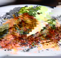 Pawpaw Asian Kitchen - Hawthorne - Accommodation 4U