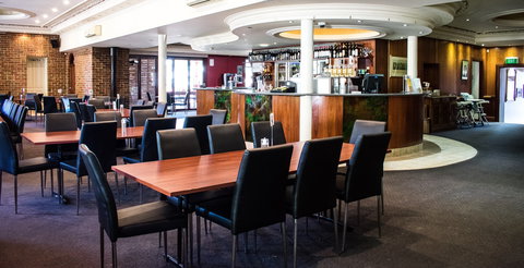 Bentley's Hotel Motel - Accommodation 4U 2