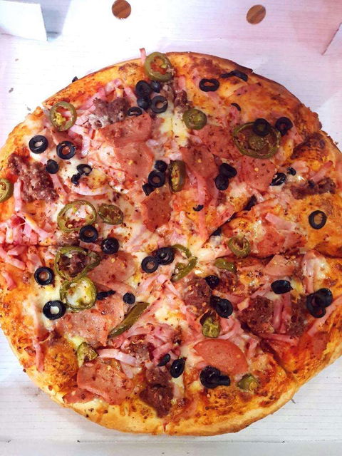 Pizza On Cambridge - Accommodation 4U 0