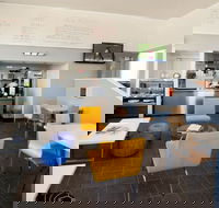 Summit Lounge at City Summit - Accommodation 4U